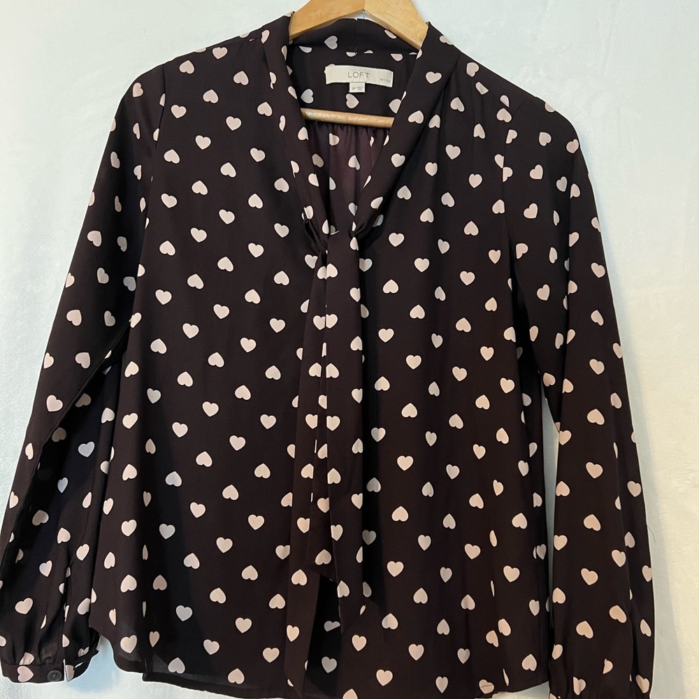 Anne Taylor Loft women’s SP blouse.